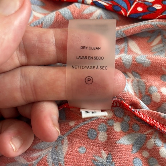 Tommy Hilfiger Red Floral Top (M) and Zac & Rachel Light Blue Cropped Pants (12) - Picture 12 of 13